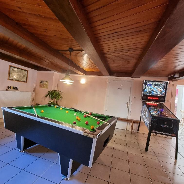 Gite Jonquille, 2 A 8 Personnes Avec Salle De Jeux Et Spa Dans La Residence ว็องทรง ภายนอก รูปภาพ