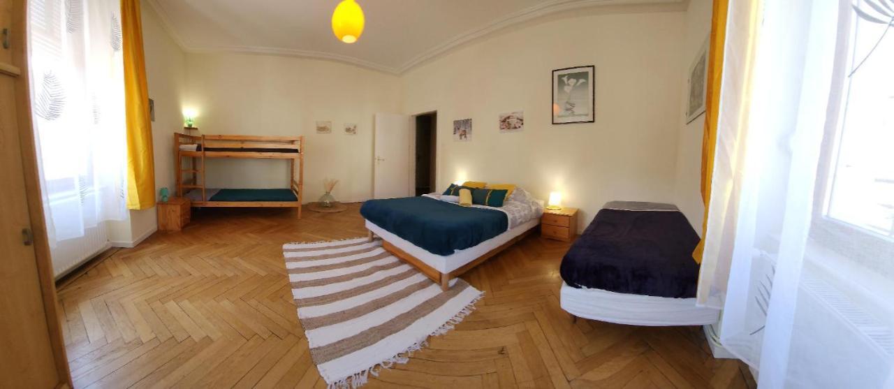 Gite Jonquille, 2 A 8 Personnes Avec Salle De Jeux Et Spa Dans La Residence ว็องทรง ภายนอก รูปภาพ