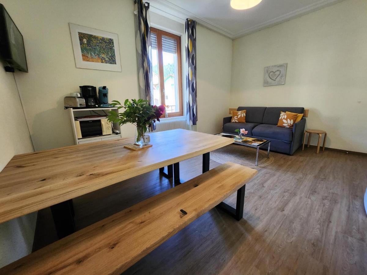 Gite Jonquille, 2 A 8 Personnes Avec Salle De Jeux Et Spa Dans La Residence ว็องทรง ภายนอก รูปภาพ