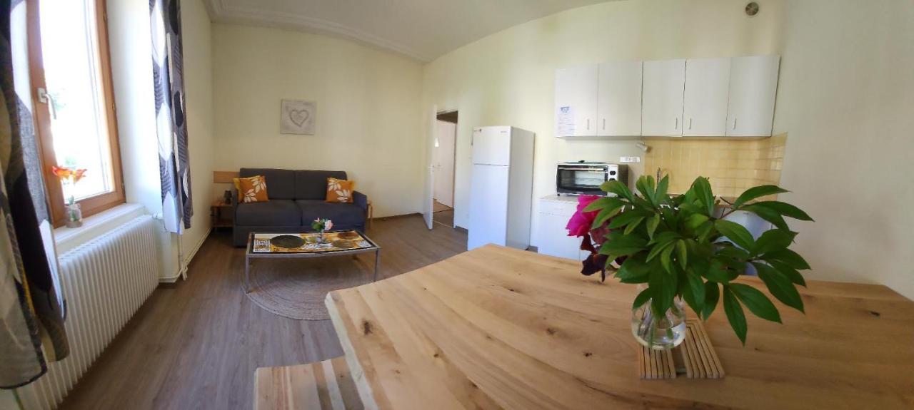 Gite Jonquille, 2 A 8 Personnes Avec Salle De Jeux Et Spa Dans La Residence ว็องทรง ภายนอก รูปภาพ