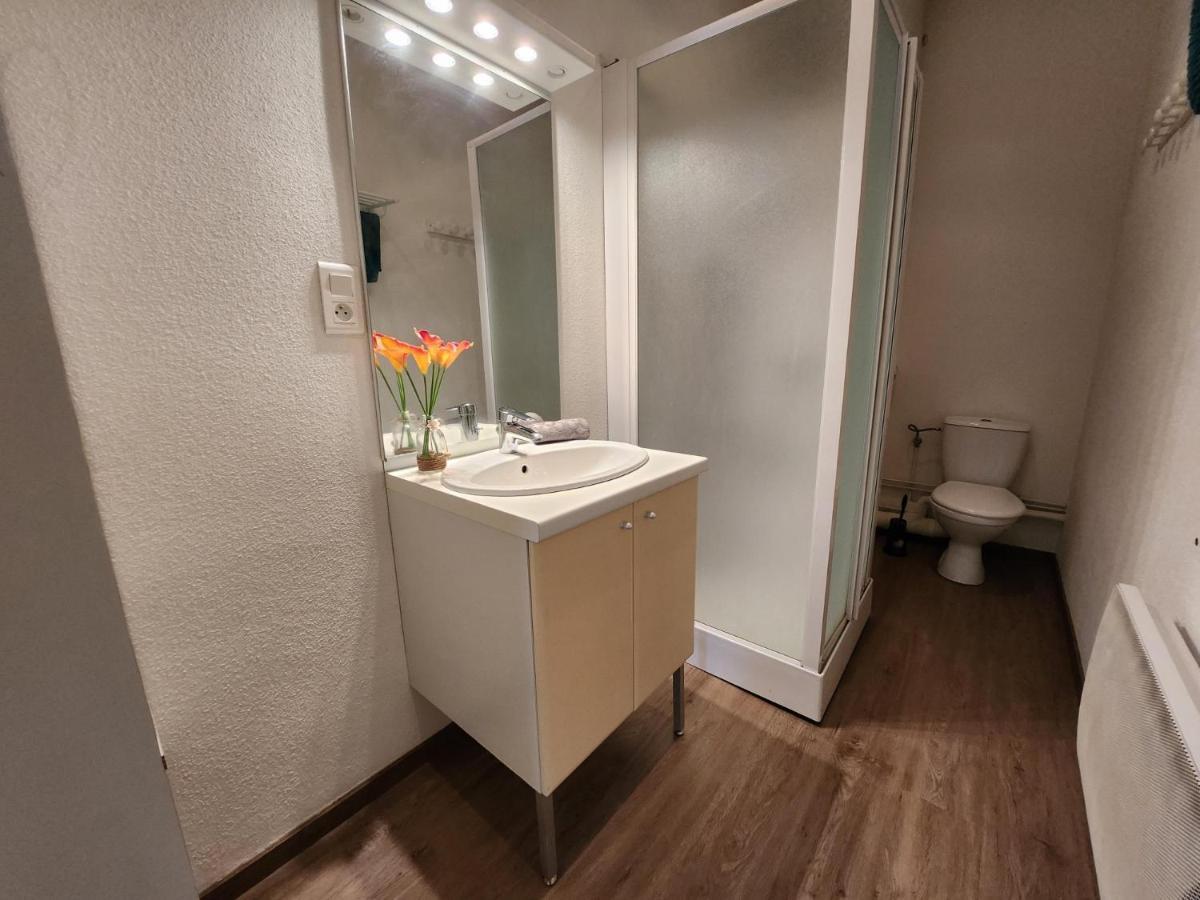 Gite Jonquille, 2 A 8 Personnes Avec Salle De Jeux Et Spa Dans La Residence ว็องทรง ภายนอก รูปภาพ